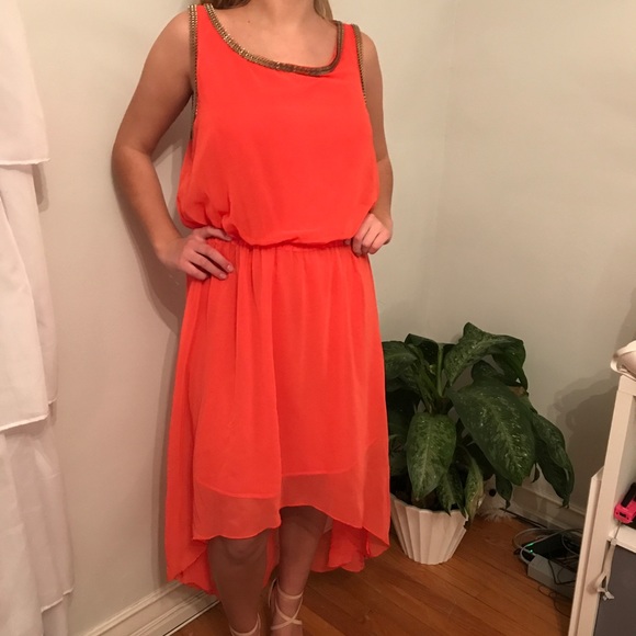 Adorable orange high low dress - Picture 2 of 5